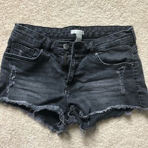 H&M distressed shorts